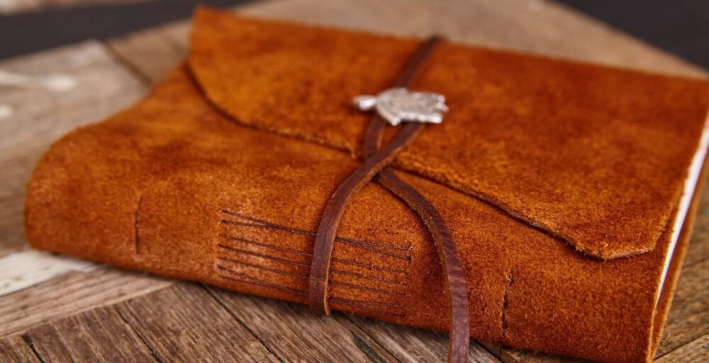 5-creative-ways-to-use-leather-journals